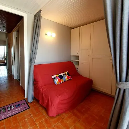 Les Pieds Dans L'eau Six-Fours-les-Plages